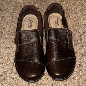 Clarks Cora Harbor Dark Brown Leather Shoes Sz 6.5 Brand New w/out original Box